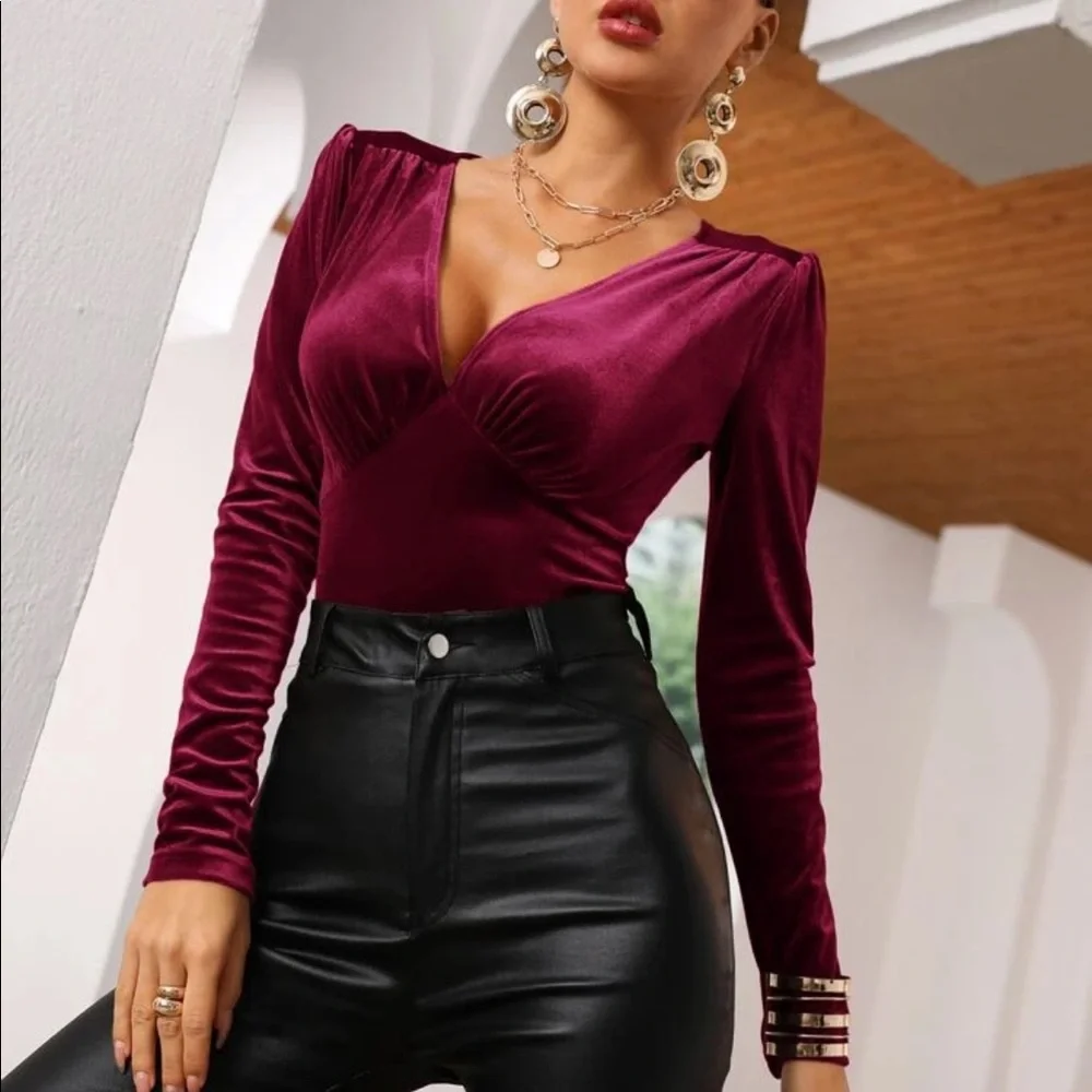 Navy blue v neck velvet top - Picture 13 of 15